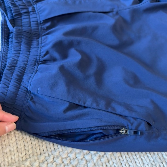 Lulu Lemon Short Pace Rival High-Rise Short - Picture 8 of 8